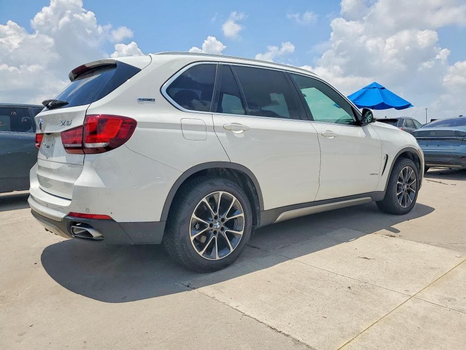 2017 BMW X5 XDR40E 4