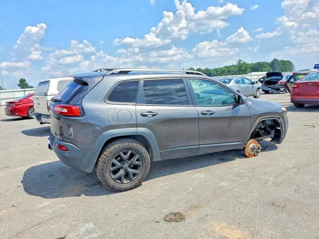 2016 JEEP CHEROKEE TRAILHAWK 3