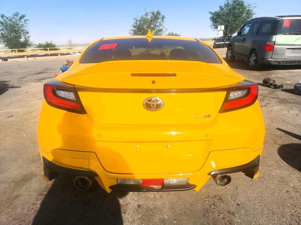 2026 TOYOTA GR 86 YUZU EDITION YUZU EDITION 6