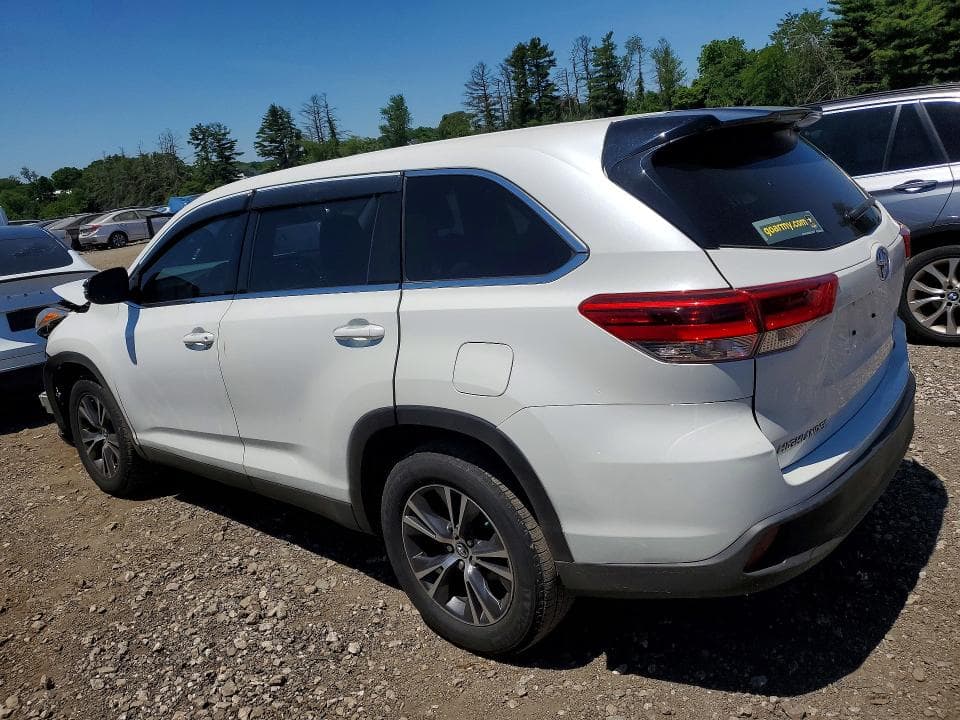 2019 TOYOTA HIGHLANDER LE 2