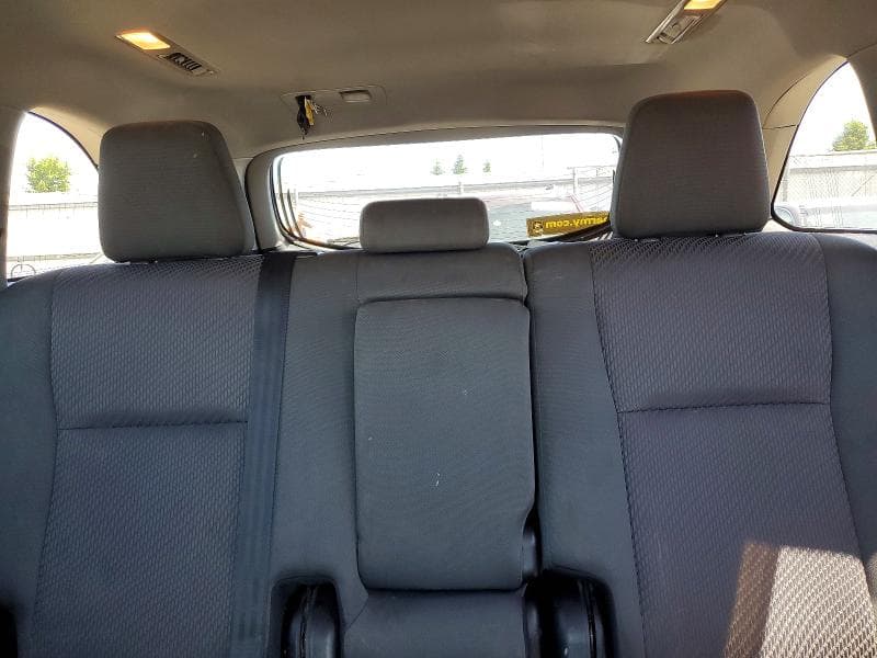 2019 TOYOTA HIGHLANDER LE 10