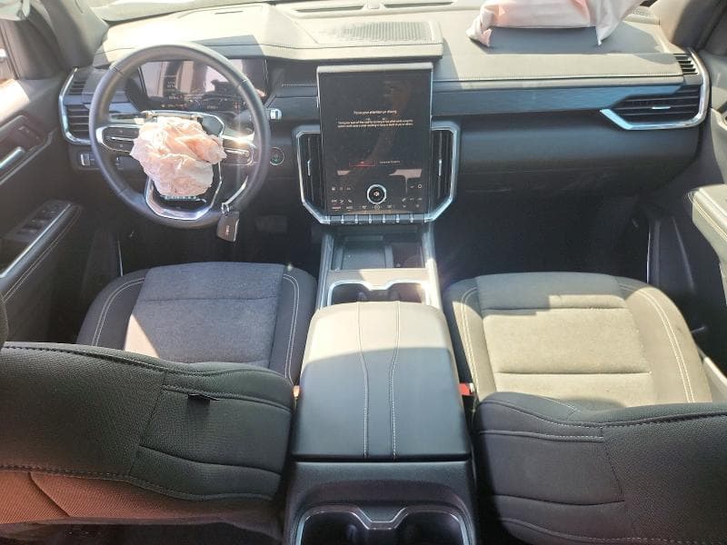 2025 GMC ACADIA ELEVATION 8