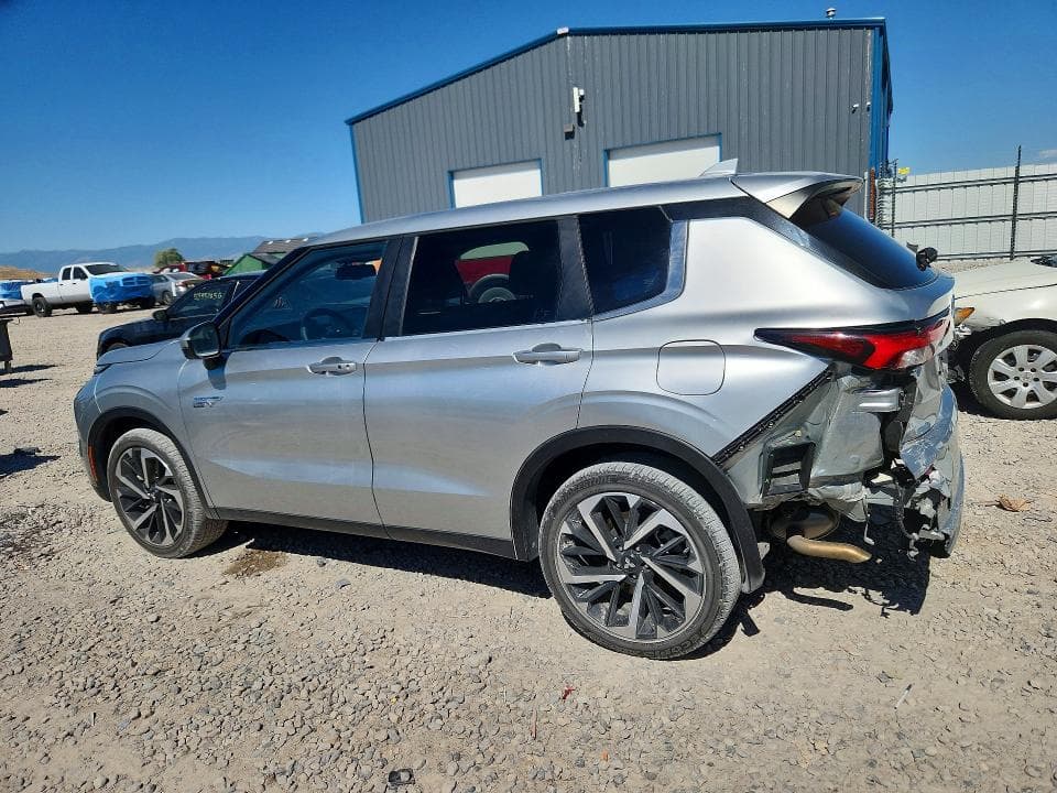 2024 MITSUBISHI OUTLANDER SE 2