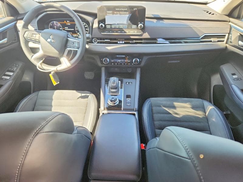 2024 MITSUBISHI OUTLANDER SE 8