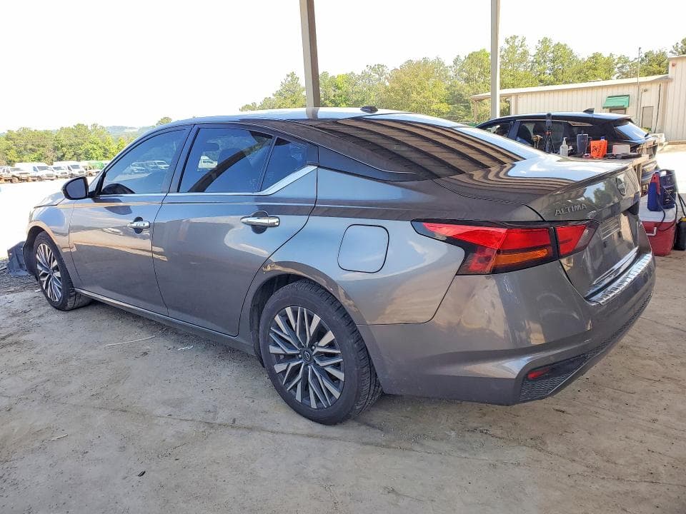 2023 NISSAN ALTIMA SV 2