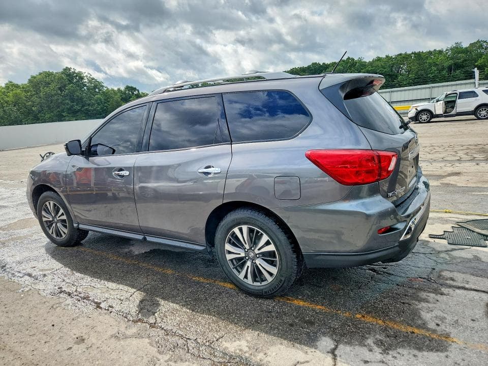 2017 NISSAN PATHFINDER SL 2