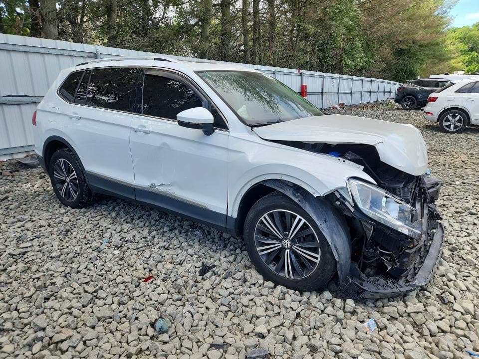 2018 VOLKSWAGEN TIGUAN SE 4