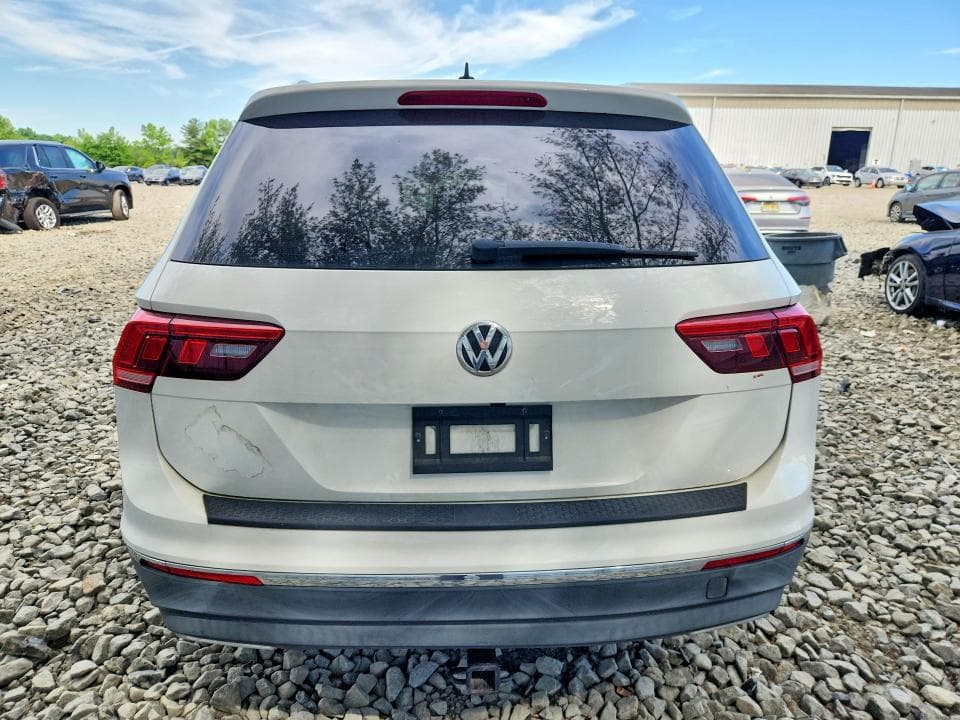 2018 VOLKSWAGEN TIGUAN SE 6