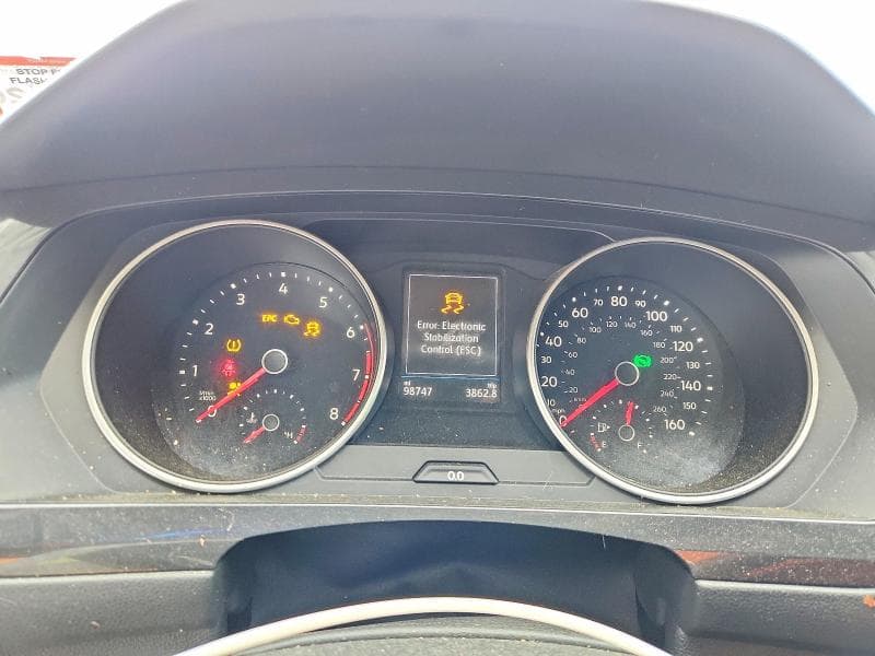 2018 VOLKSWAGEN TIGUAN SE 9