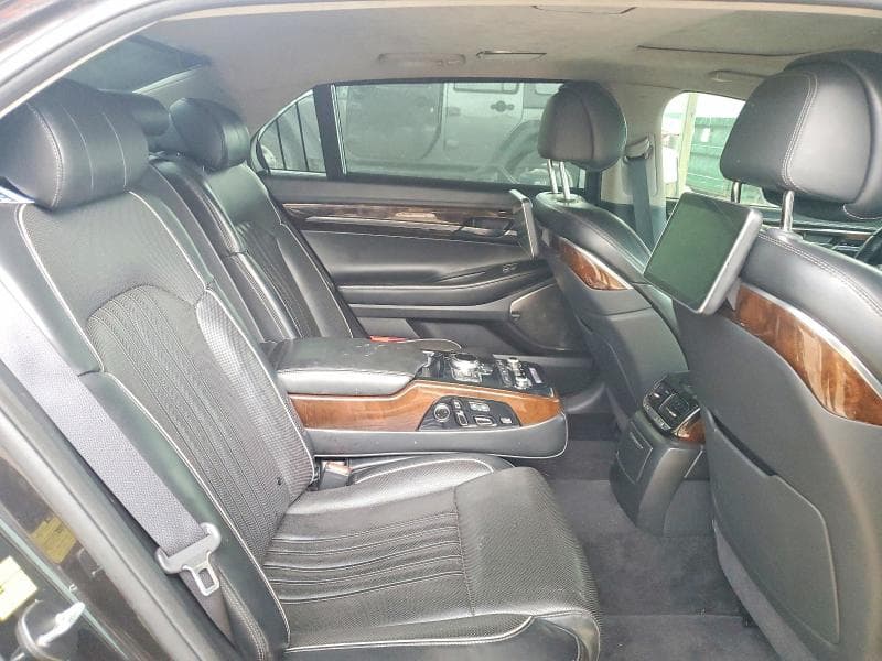 2018 GENESIS G90 ULTIMATE 10