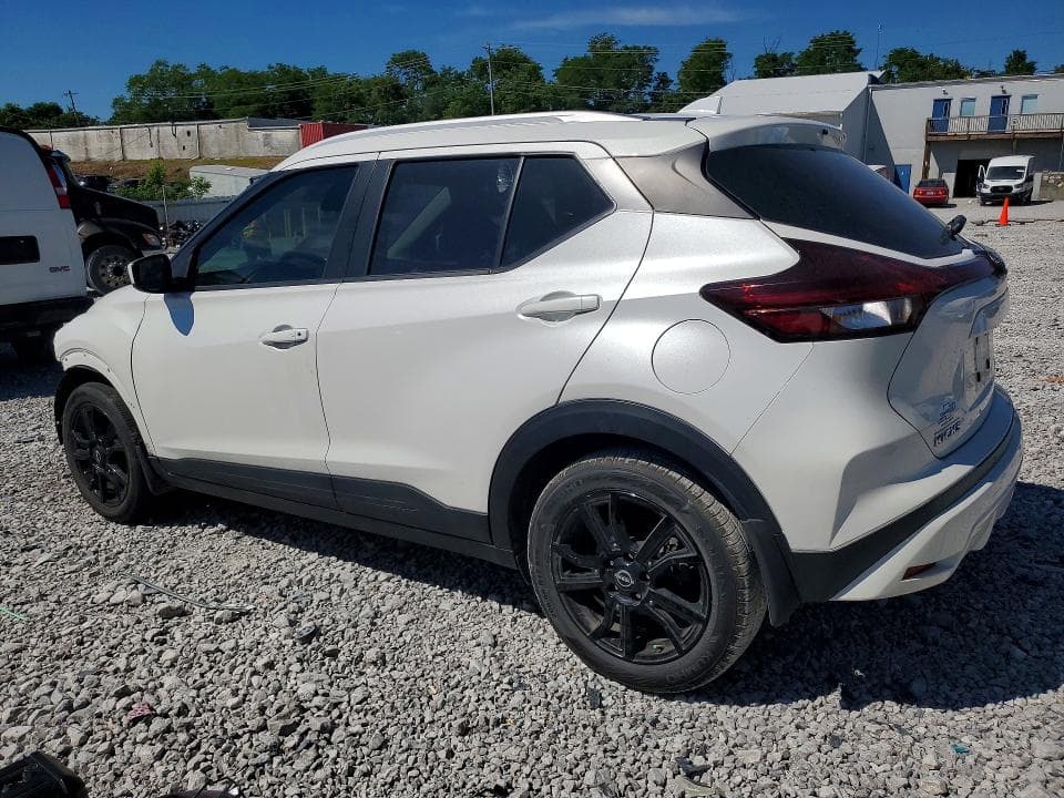 2022 NISSAN KICKS SV 2