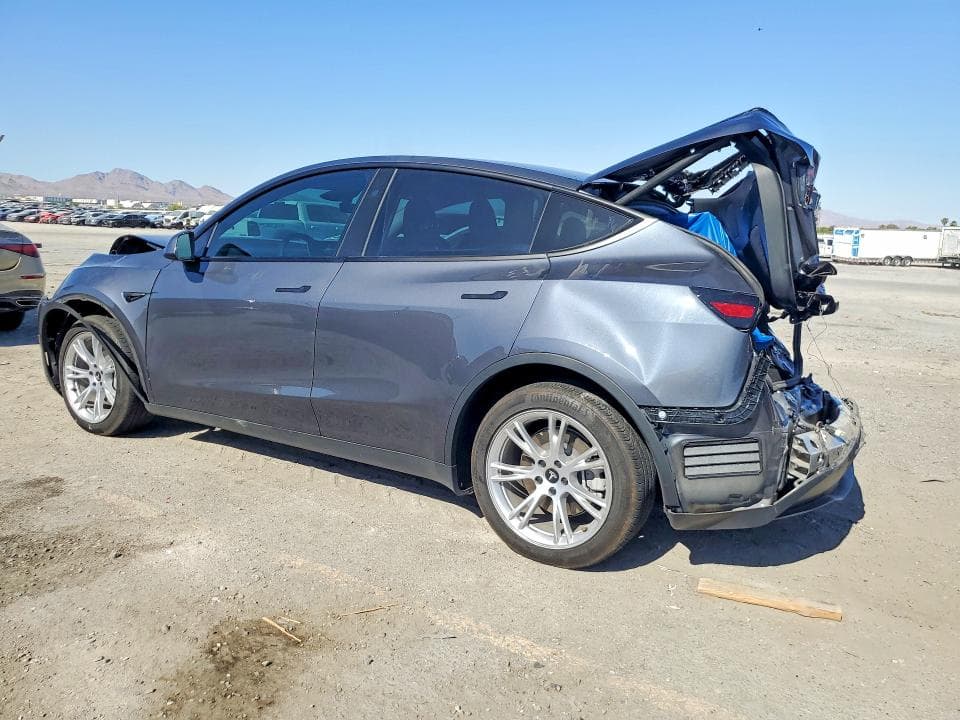 2023 TESLA MODEL Y 2