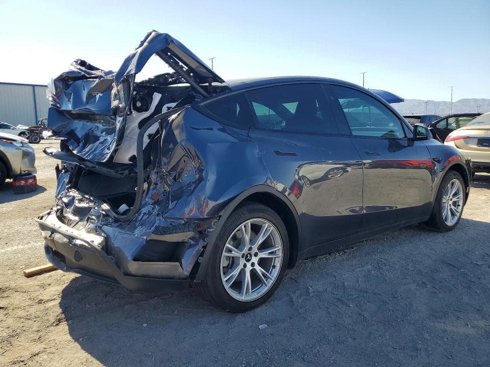 2023 TESLA MODEL Y 3