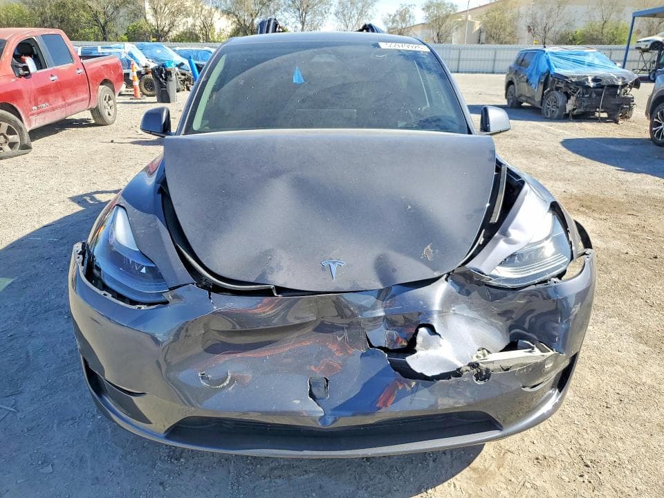 2023 TESLA MODEL Y 5