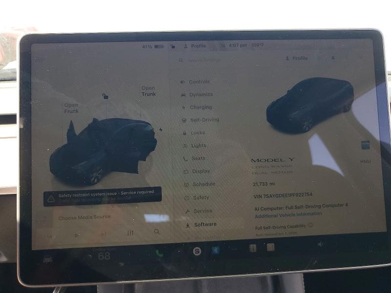 2023 TESLA MODEL Y 9