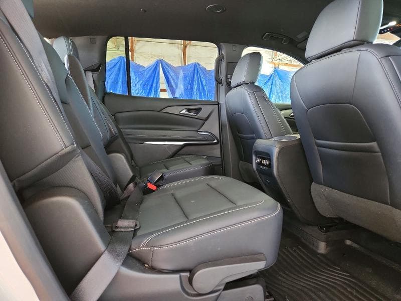 2025 CHEVROLET TRAVERSE LT LT 11