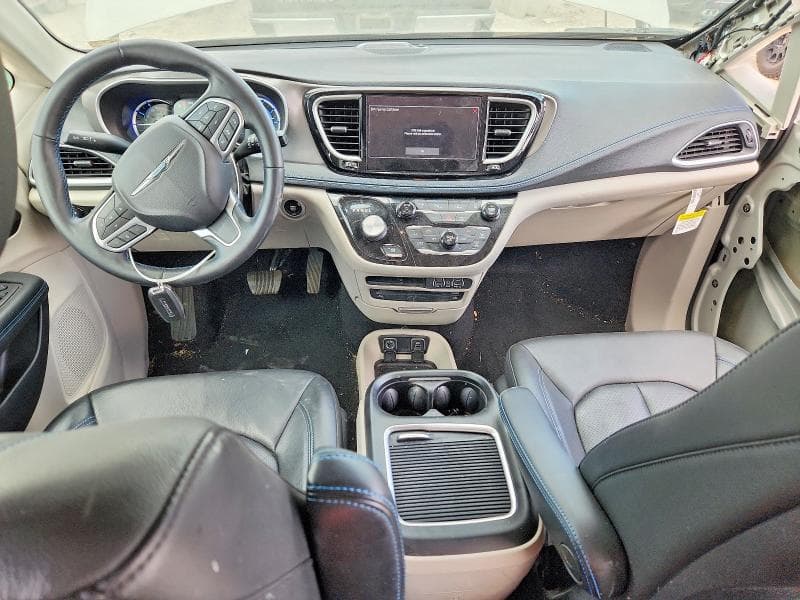 2021 CHRYSLER PACIFICA HYBRID TOURING L 8