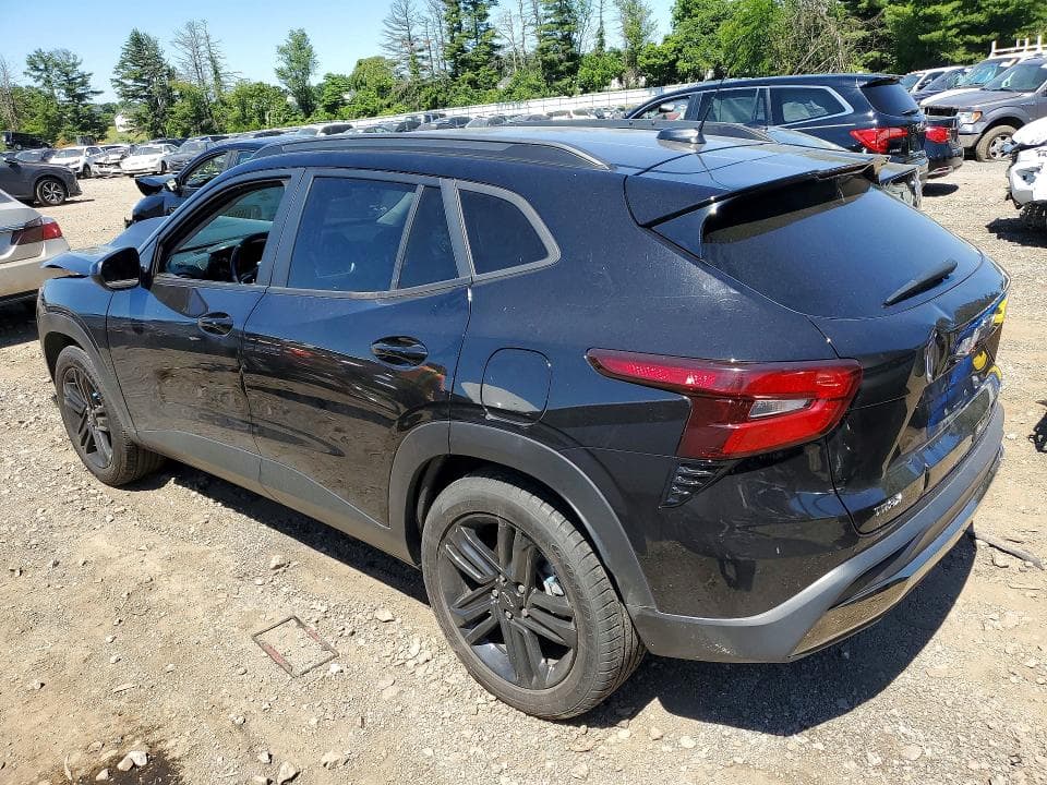 2024 CHEVROLET TRAX ACTIV 2
