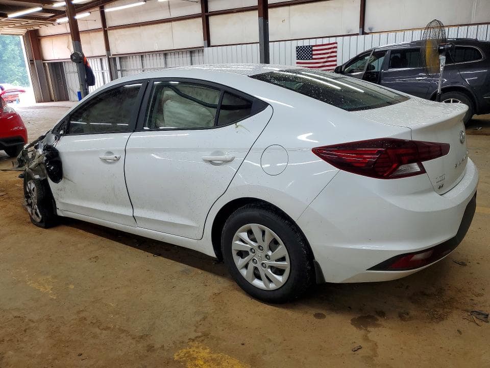 2019 HYUNDAI ELANTRA SE 2