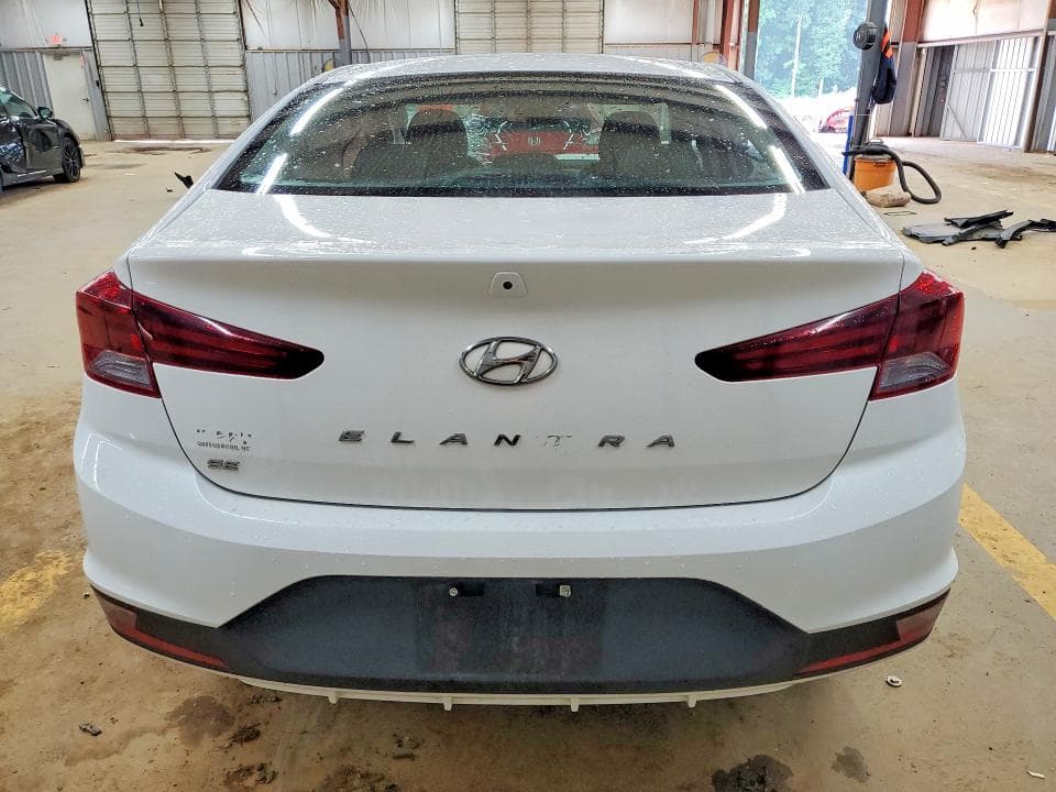 2019 HYUNDAI ELANTRA SE 6