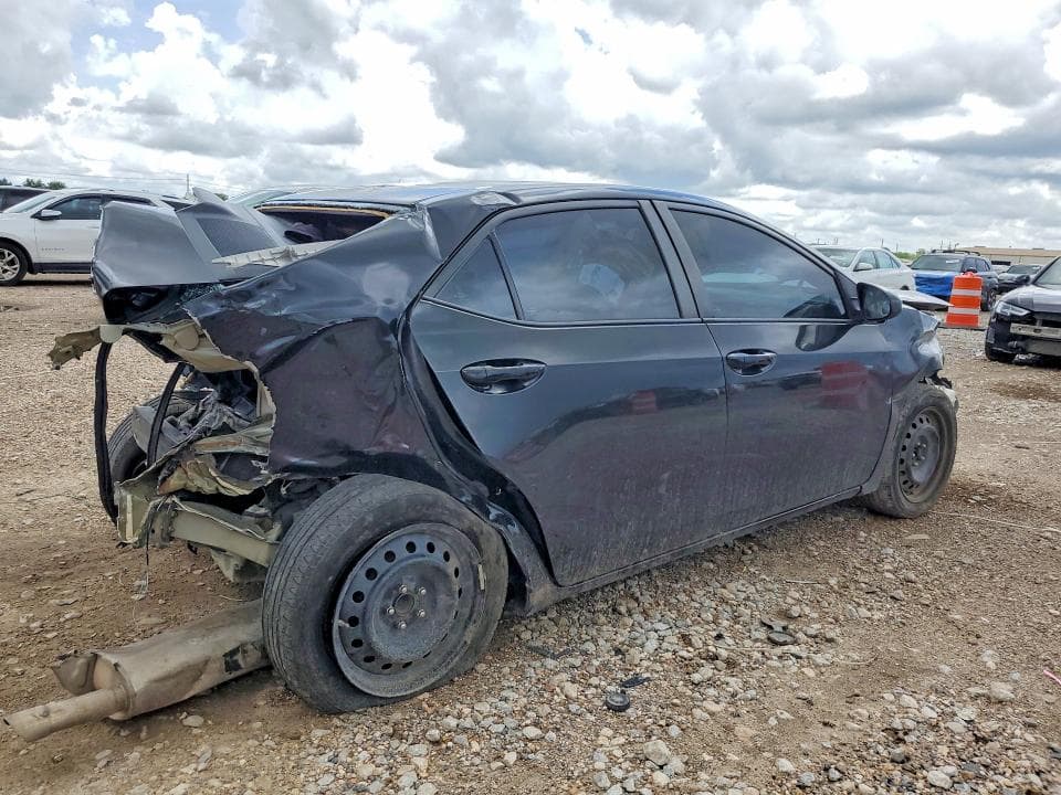 2018 TOYOTA COROLLA LE 3