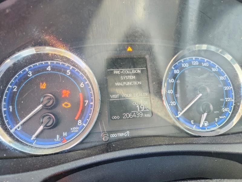2018 TOYOTA COROLLA L L 9