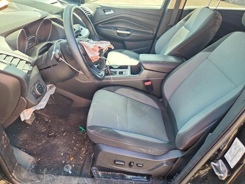 2017 FORD ESCAPE SE 7