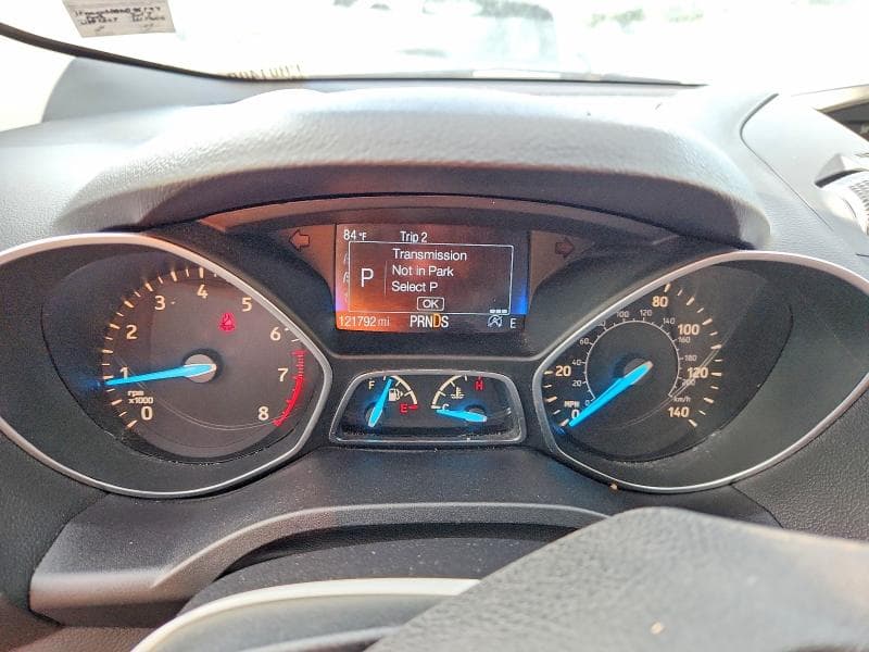 2017 FORD ESCAPE SE SE 9