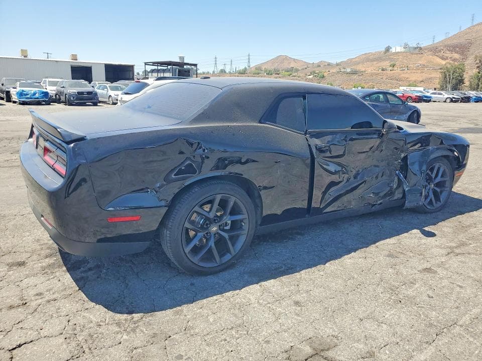 2023 DODGE CHALLENGER SXT 3