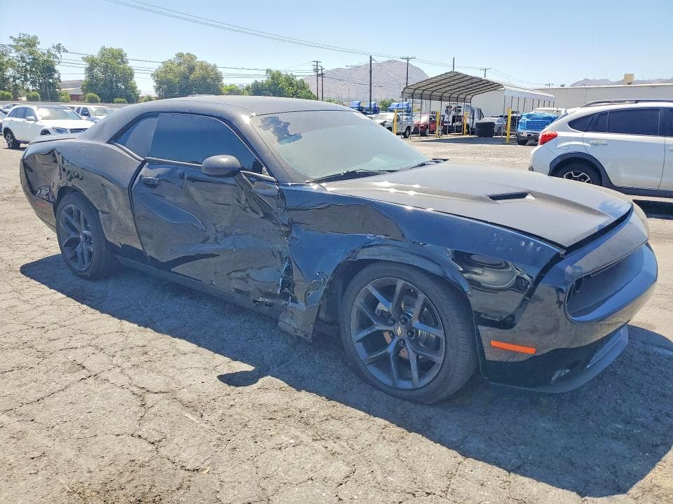 2023 DODGE CHALLENGER SXT 4