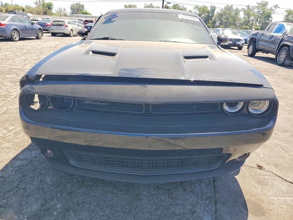 2023 DODGE CHALLENGER SXT 5