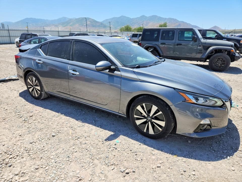 2019 NISSAN ALTIMA SL 4