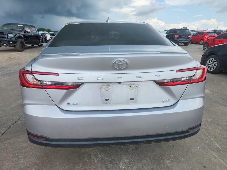 2025 TOYOTA CAMRY LE 6