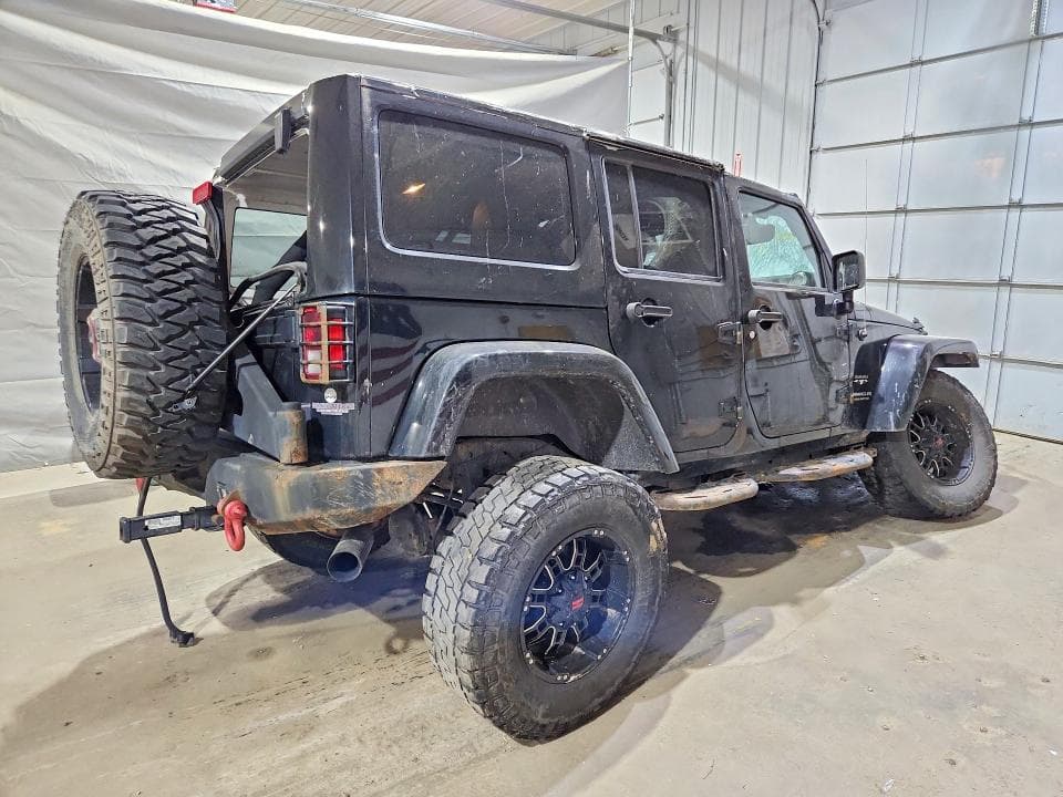2016 JEEP WRANGLER UNLIMITED SAHARA SAHARA 3