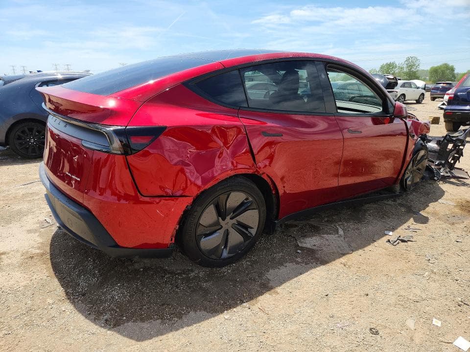 2026 TESLA MODEL Y 3