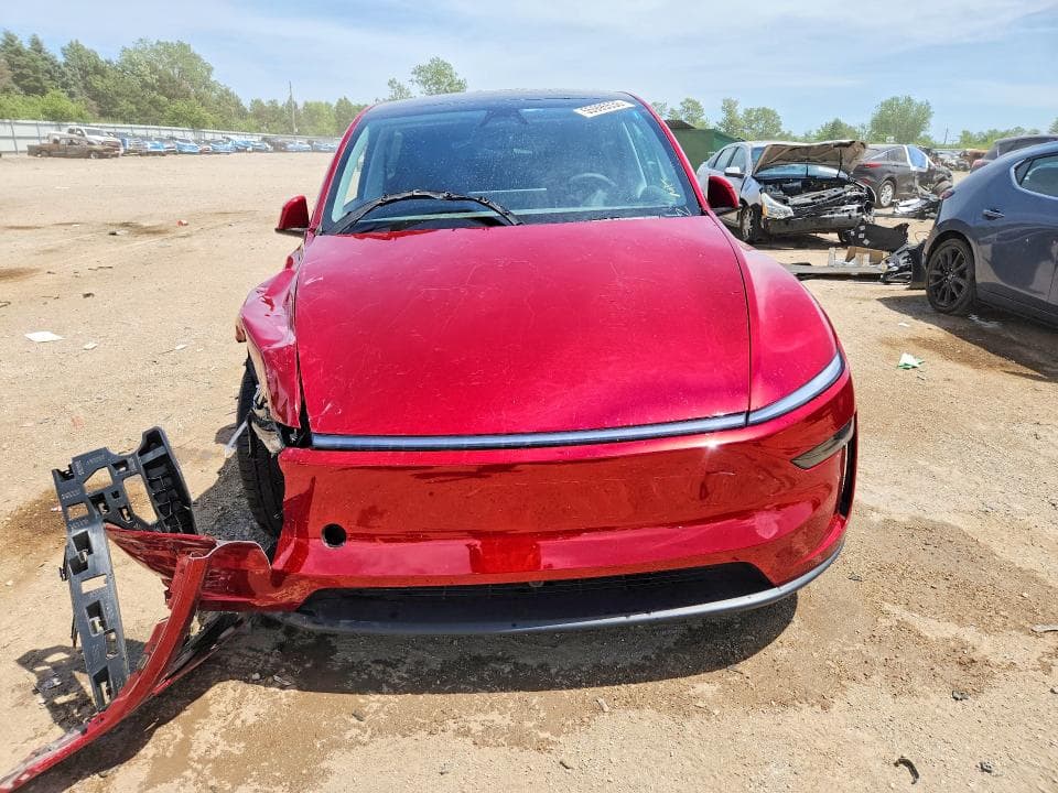 2026 TESLA MODEL Y 5
