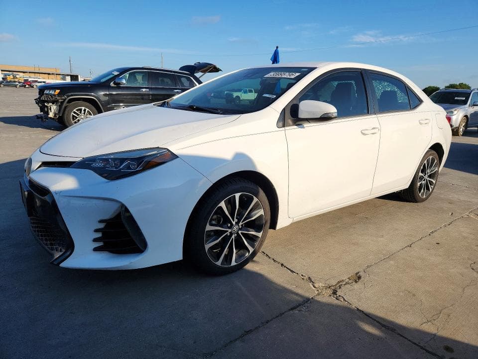 2019 TOYOTA COROLLA 1