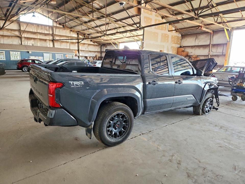 2024 TOYOTA TACOMA TRD SPORT 3