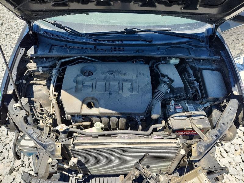2018 TOYOTA COROLLA LE 11