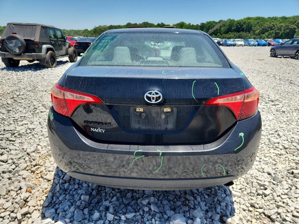 2018 TOYOTA COROLLA LE 6