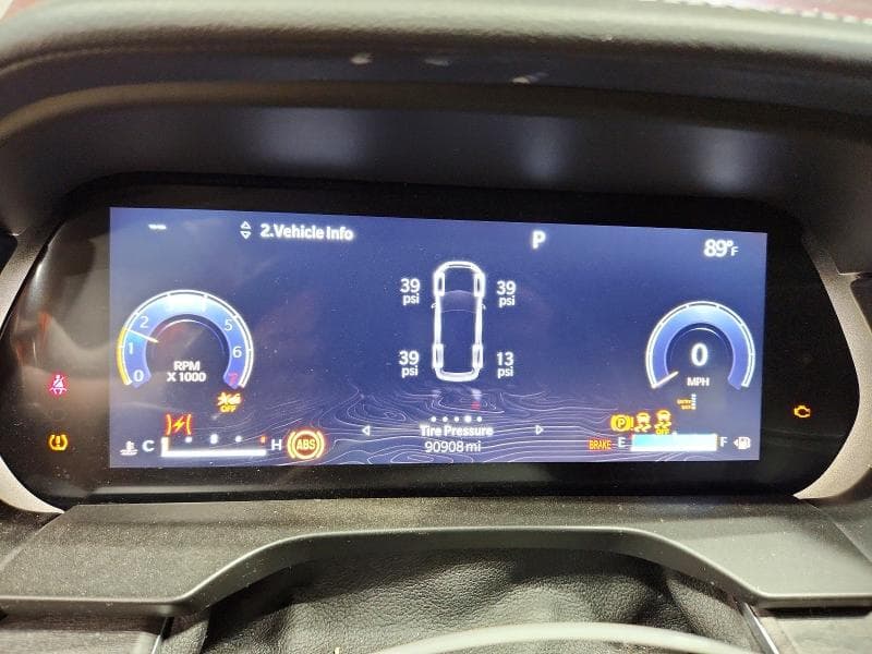 2021 JEEP GRAND CHEROKEE L OVERLAND 9