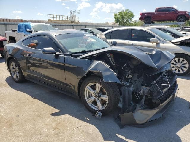 2019 FORD MUSTANG 4