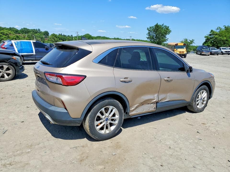 2021 FORD ESCAPE SE SE 4