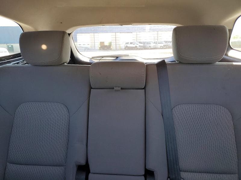 2017 HYUNDAI SANTA FE SE SE 10