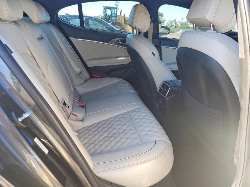 2024 GENESIS G70 3.3T SPORT ADVANCED 10