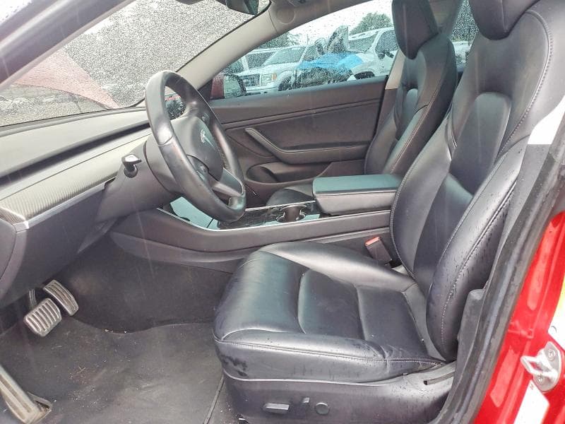 2018 TESLA MODEL 3 7