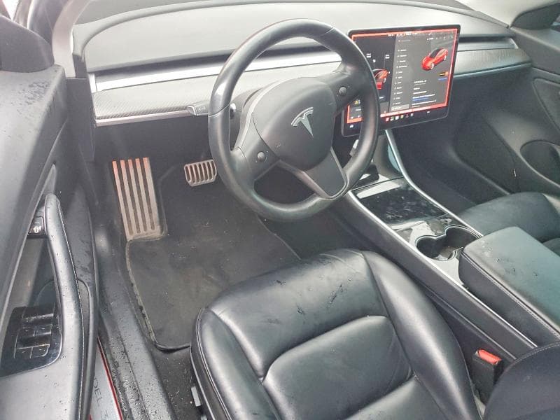 2018 TESLA MODEL 3 8