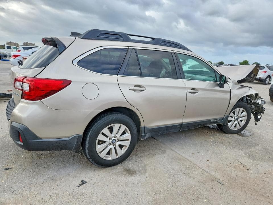 2018 SUBARU OUTBACK 2.5I PREMIUM 3
