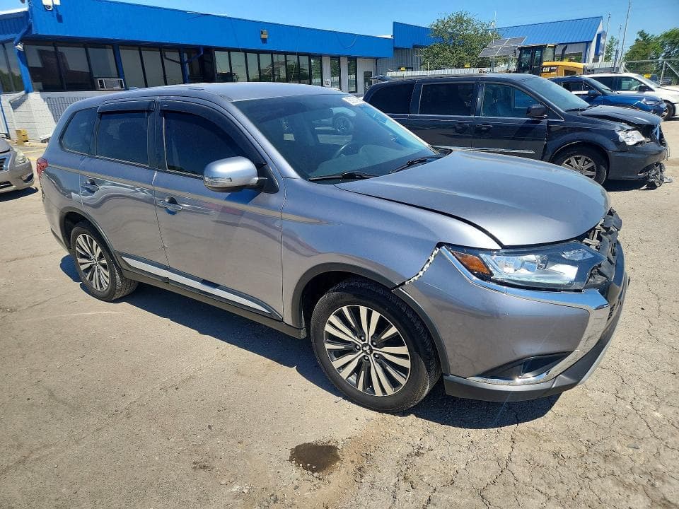 2019 MITSUBISHI OUTLANDER SE SE 4