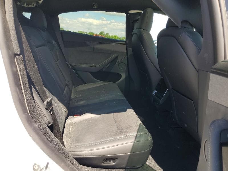 2026 TESLA MODEL Y 10